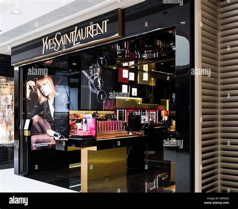 yves saint laurent tienda
